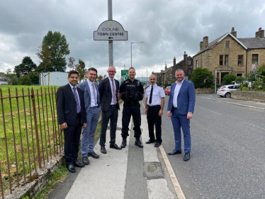 Andrew Stephenson with the Police in Colne 